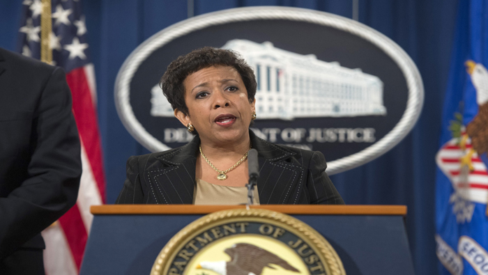 La fiscal general de Estados Unidos, Loretta Lynch, anunció las nuevas acusaciones en rueda de prensa celebrada en Washington.