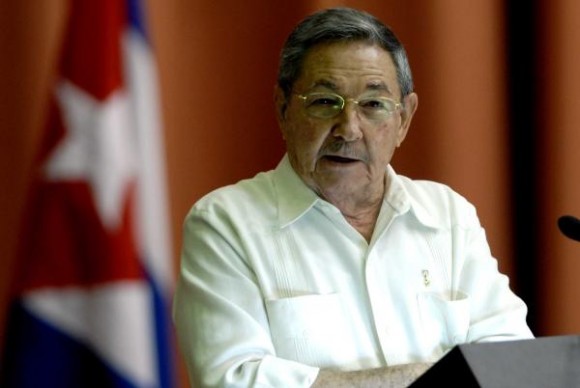 El mandatario cubano confía en que lleguen nuevos triunfos a la Revolución Bolivariana.