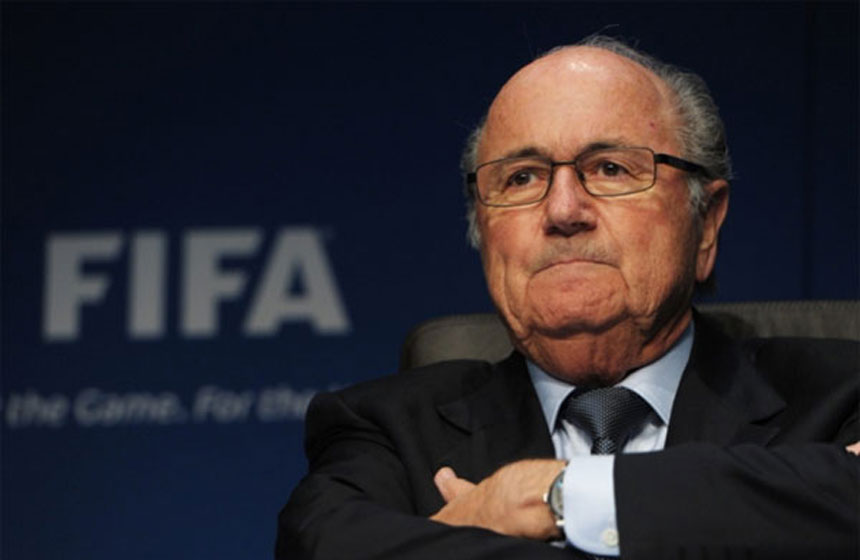 El suizo Joseph Blatter podría sacar la peor parte de toda la polémica que ha manchado la imagen de la FIFA.
