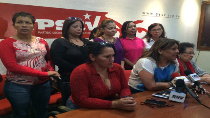 “El chavismo está vivo y sus mujeres en vanguardia”, dice el comunicado.