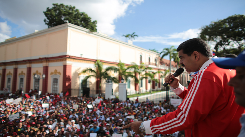 El presidente de Venezuela, Nicolás Maduro, recibió a los trabajadores de la Cantv, representantes de las misiones sociales y voceros del poder popular en el Palacio de Miraflores (sede de Gobierno) en Caracas.
