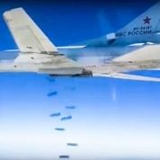 Rusia ha lanzado más ataques aéreos contra objetivos en Siria, incluyendo la primera utilización en combate de un nuevo misil crucero lanzado desde un submarino nuclear en el mar Mediterráneo, informó el ministro de defensa.