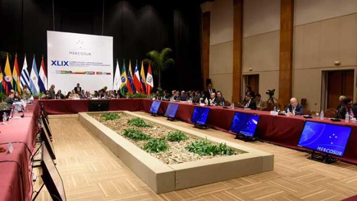 La cumbre del Mercosur en Paraguay es recibida con una huelga general