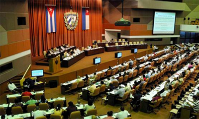 Desde el sábado se realizan los debates que han permitido la aprobación de 40 proyectos, a fin de impulsar la economía cubana.