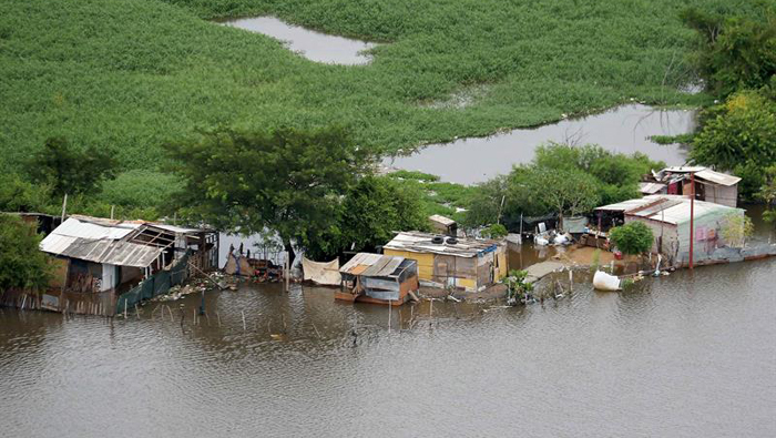 El país más afectado por las fuertes lluvias ha sido Paraguay con unos 130 desplazados.