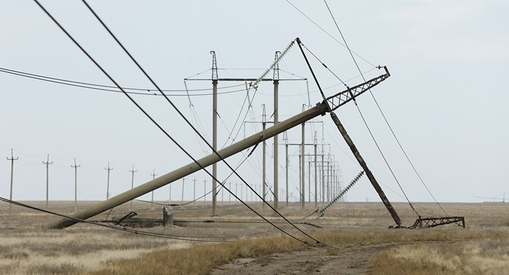 El Gobierno de Crimea han denunciado que grupos rebeldes ucranianos derriban e impiden el restablecimiento de las torres de energía.