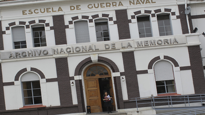 Madres y Abuelas de Plaza de Mayo, Hijos, Nietos y Familiares rechazan la remoción de Horacio Pietragalla Corti del Archivo Nacional de la Memoria.