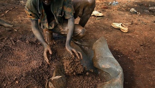 Kongo: Kobalt Madenlerinde Çocuk İşçi Sömürüsü
