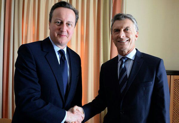 Cameron y Macri se reunieron en Davos, Suiza