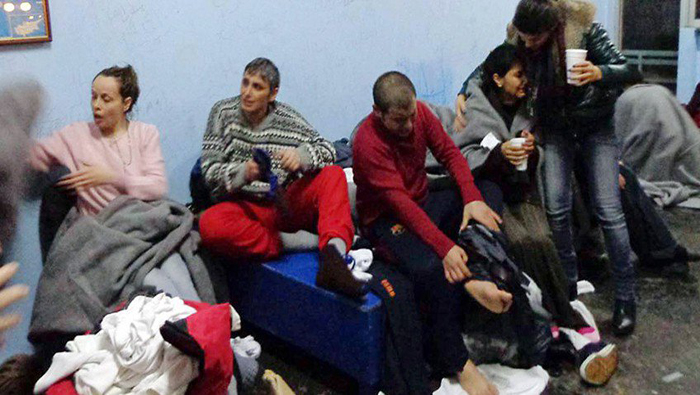 Grupo de refugiados rescatados por la Guardia Costera de Grecia.