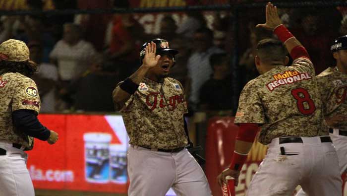 Los felinos están a una victoria de conquistar el títulos del béisbol venezolano