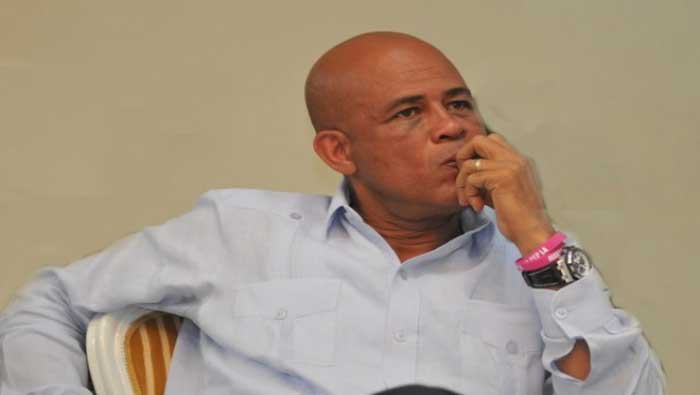 Martelly se mantiene en reuniones con partidos políticos, parlamentarios y organizaciones sociales para encontrar una solución