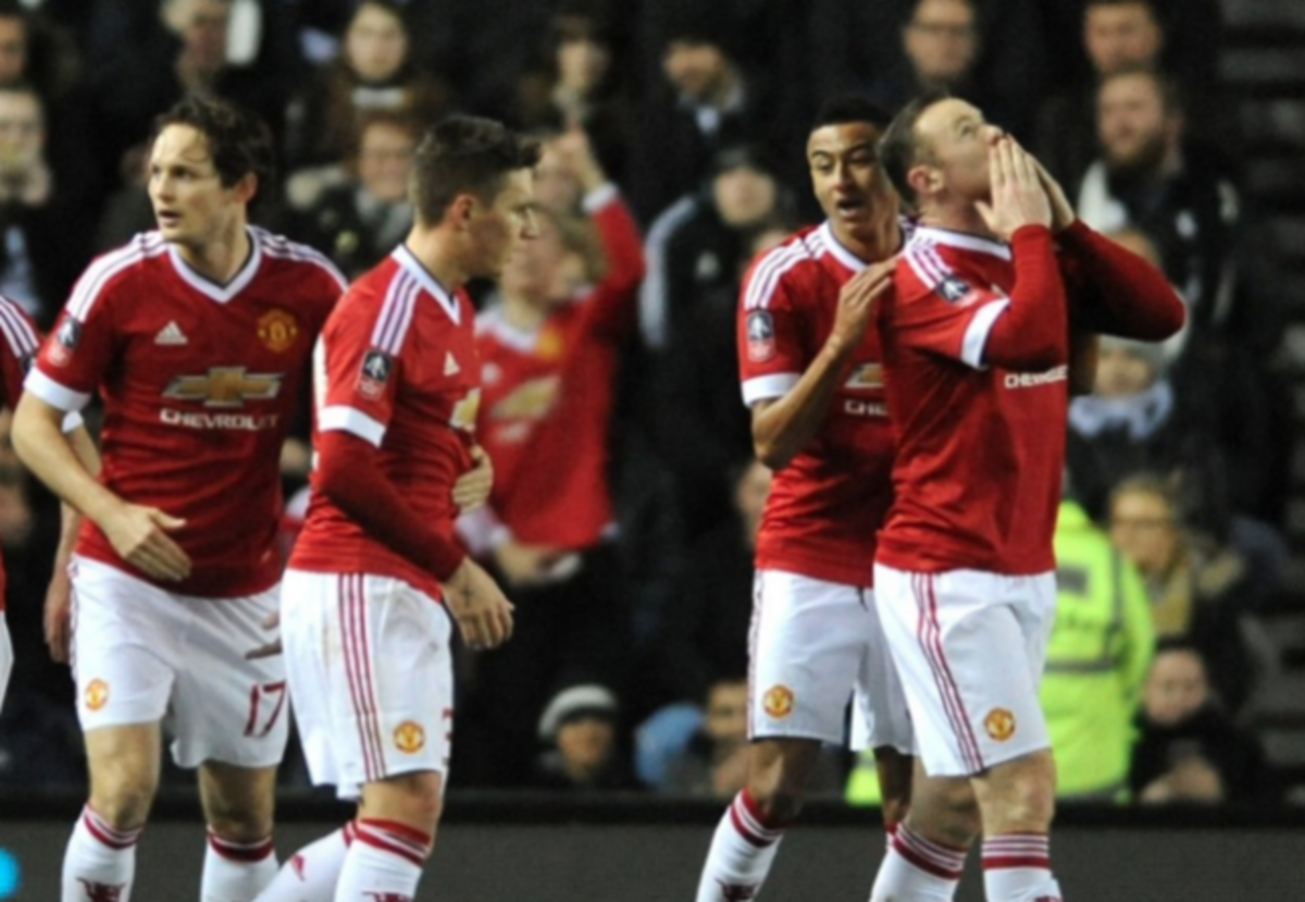 Manchester United derrota al Derby County y avanza a octavos de la FA Cup.