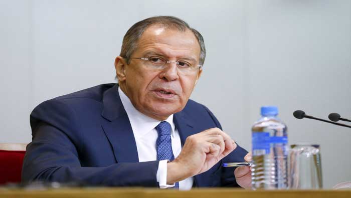 Lavrov señala que Turquía y el Estado Islámico intentan mantener el contrabando de petróleo