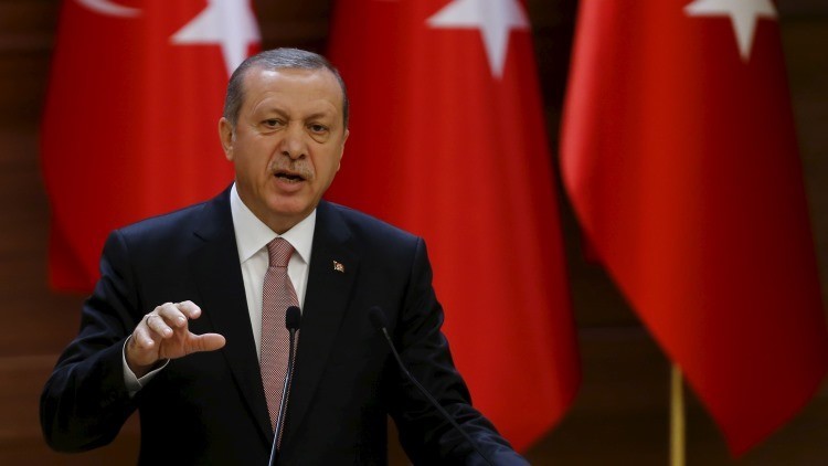 Erdogan cuestiona el apoyo militar de EE.UU. al Partido de la Unión Democrática
