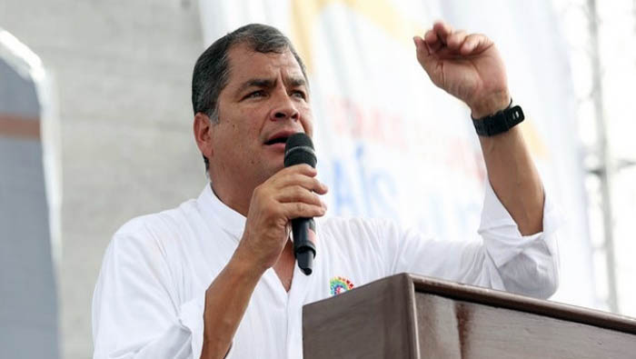 Correa afirmó que las mismas élites que lo calumnian le redirán pleitesía.
