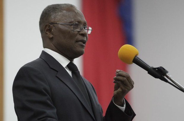 Jocelerme Privert es elegido nuevo presidente interino de Haití.