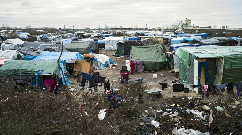 Pretenden dejar solo a 2 mil refugiados, pero aún no saben dónde llevarlos.