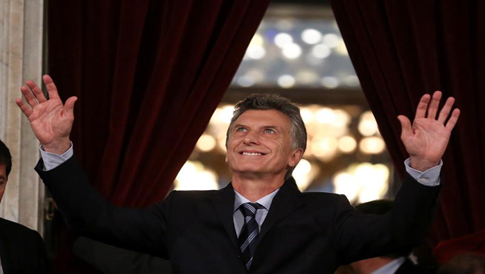 Tras la llegada de Mauricio Macri a la presidencia en diciembre de 2015 se dio a conocer la renegociación con los fondos buitre.