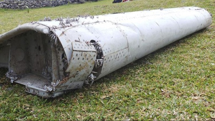 Malasia investiga la procedencia de los posibles restos del Boeing 777.