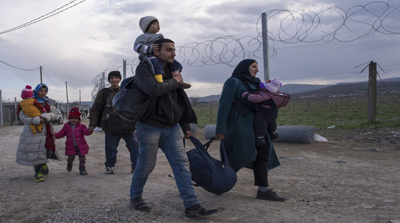 Este lunes un grupo de refugiados sirios e iraquíes resultaron heridos por fuerzas de seguridad de Macedonia. Entre las víctimas había varios menores de edad.