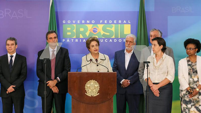 Dilma Rousseff manifestó su indignación por la detención ilegal de Lula da Silva.