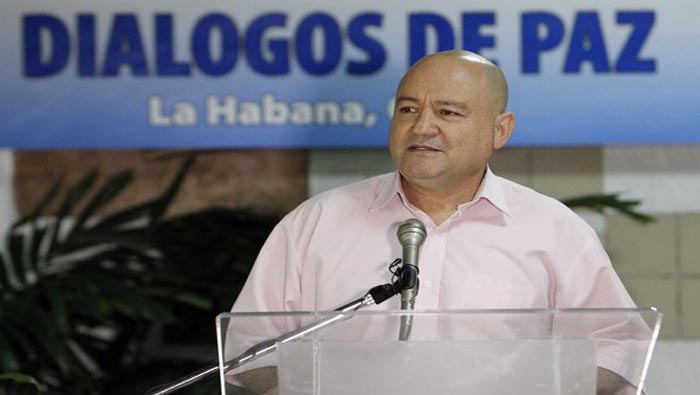 El vocero de las FARC-EP, Carlos Antonio Lozada, aclaró que el desacuerdo sólo frenó el diálogo en una mesa técnica