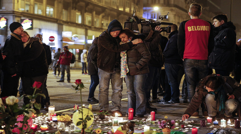 En Bélgica realizan vigilias para conmemorar a los caídos del atentado terrorista perpetrado por el autodenominado Estado Islámico (EI).