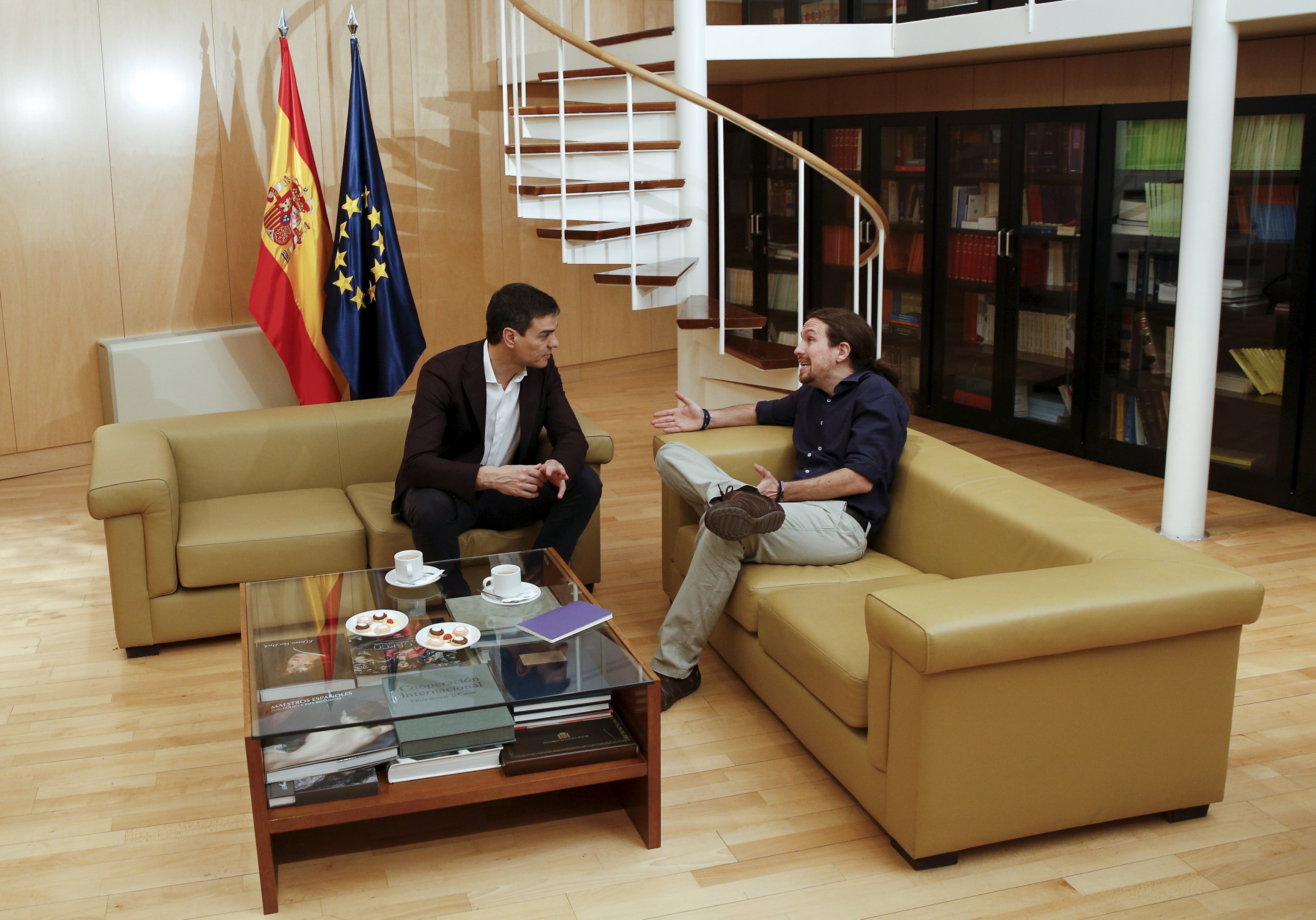Sánchez e Iglesias sostuvieron una reunión de unas dos horas.