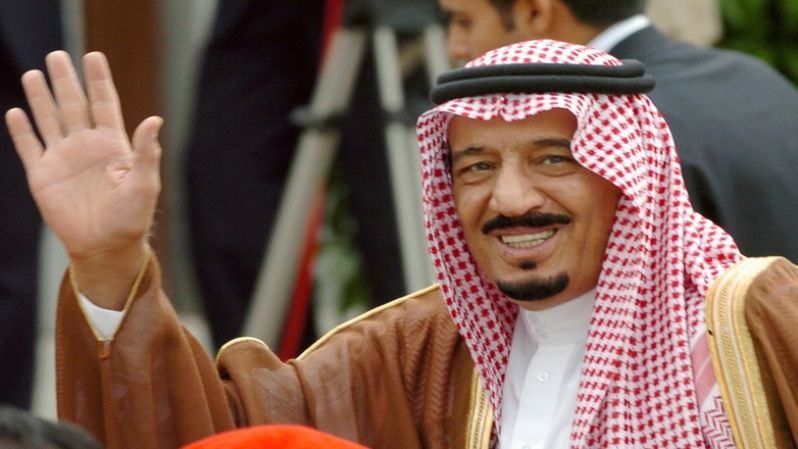 El rey de Arabia Saudí es acusado de utilizar una sociedad con sede fiscal en las Islas Vírgenes Británicas, territorio catalogado como paraíso fiscal para así constituir  dos hipotecas de vivendas de lujo en el centro de Londres.