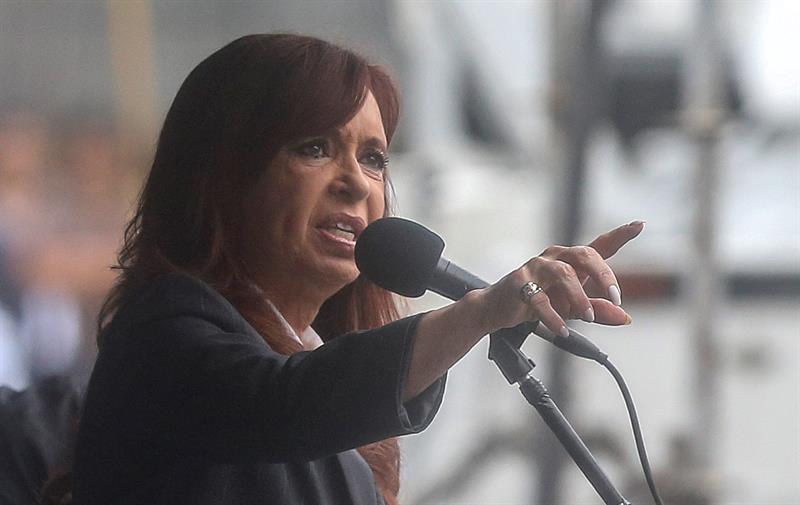La exmandataria pidió a los argentinos conformar un Frente Patriótico que se encargue de enfrentar las acciones neoliberales del gobierno de Macri.