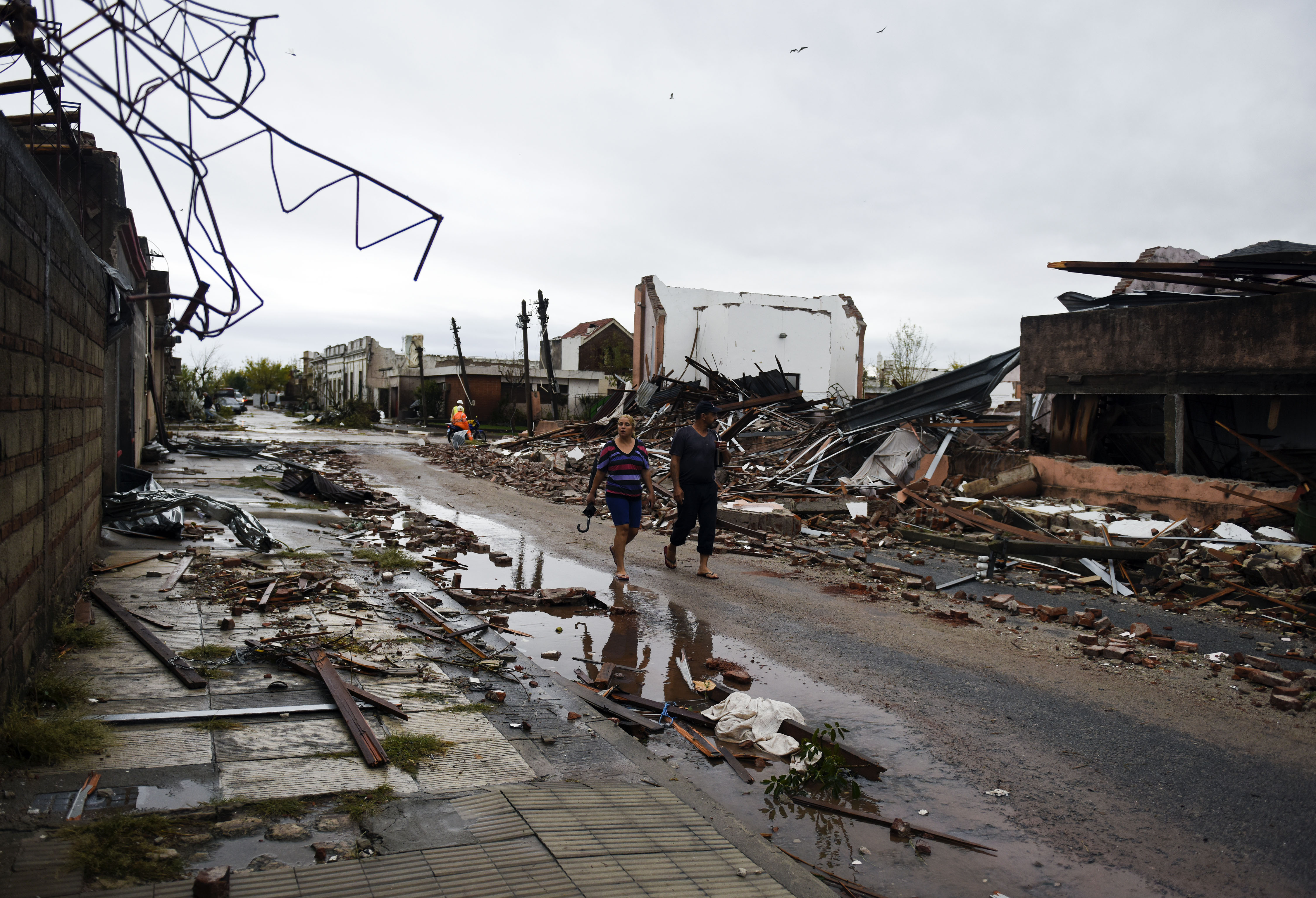 Uruguay ha sido golpeada esta semana por las fuertes lluvias y del tornado que causó la muerte de cuatro personas.