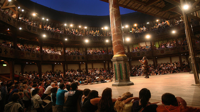 El Globe Theatre, escenario londinense que lanzó a la fama a Shakespeare.