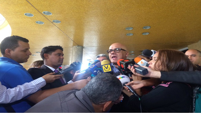 Jorge Rodríguez aseguró que la comisión oficial se encargará de la protección y vigilancia durante el proceso de auditoría de las firmas recolectadas.