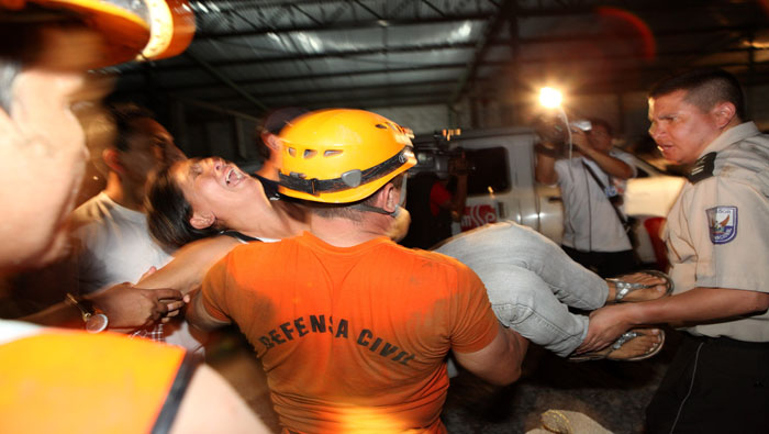 113 personas fueron rescatadas gracias a las labores de cuerpos de bomberos nacionales e internacionales.