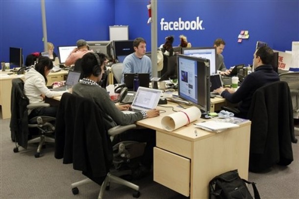 Los empleados de la red social serán supervisados y sometidos a más controles.