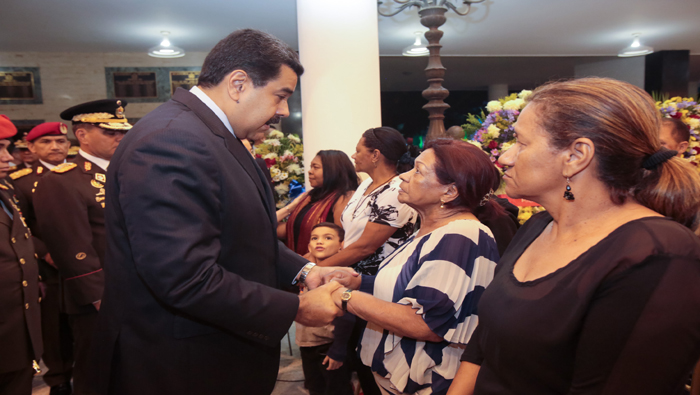 El presidente Maduro participó en el homenaje al M/G Félix Velásquez.