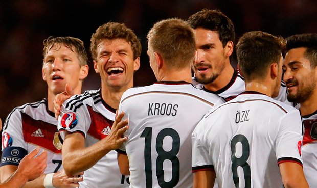 Joachim Löw presentó la lista oficial de futbolistas que jugarán en la Eurocopa 2016 y dejó fuera a Marco Reus.