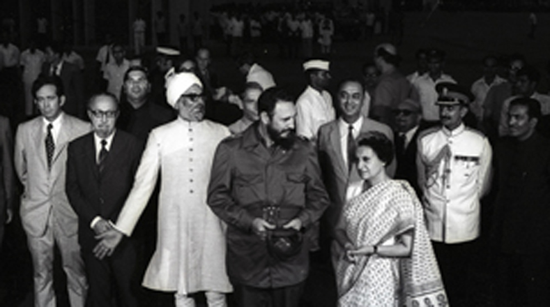 También visitó Nueva Delhi, India, en 1973. 