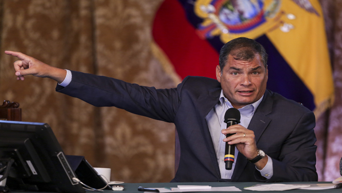 Rafael Correa confirmó la información revelada por teleSUR sobre la CIA en Ecuador.