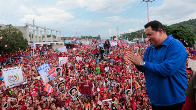 Colaborar con el fin del conflicto interno en Colombia fue la forma en que Hugo Chávez demostró su amor por el pueblo de ese país.