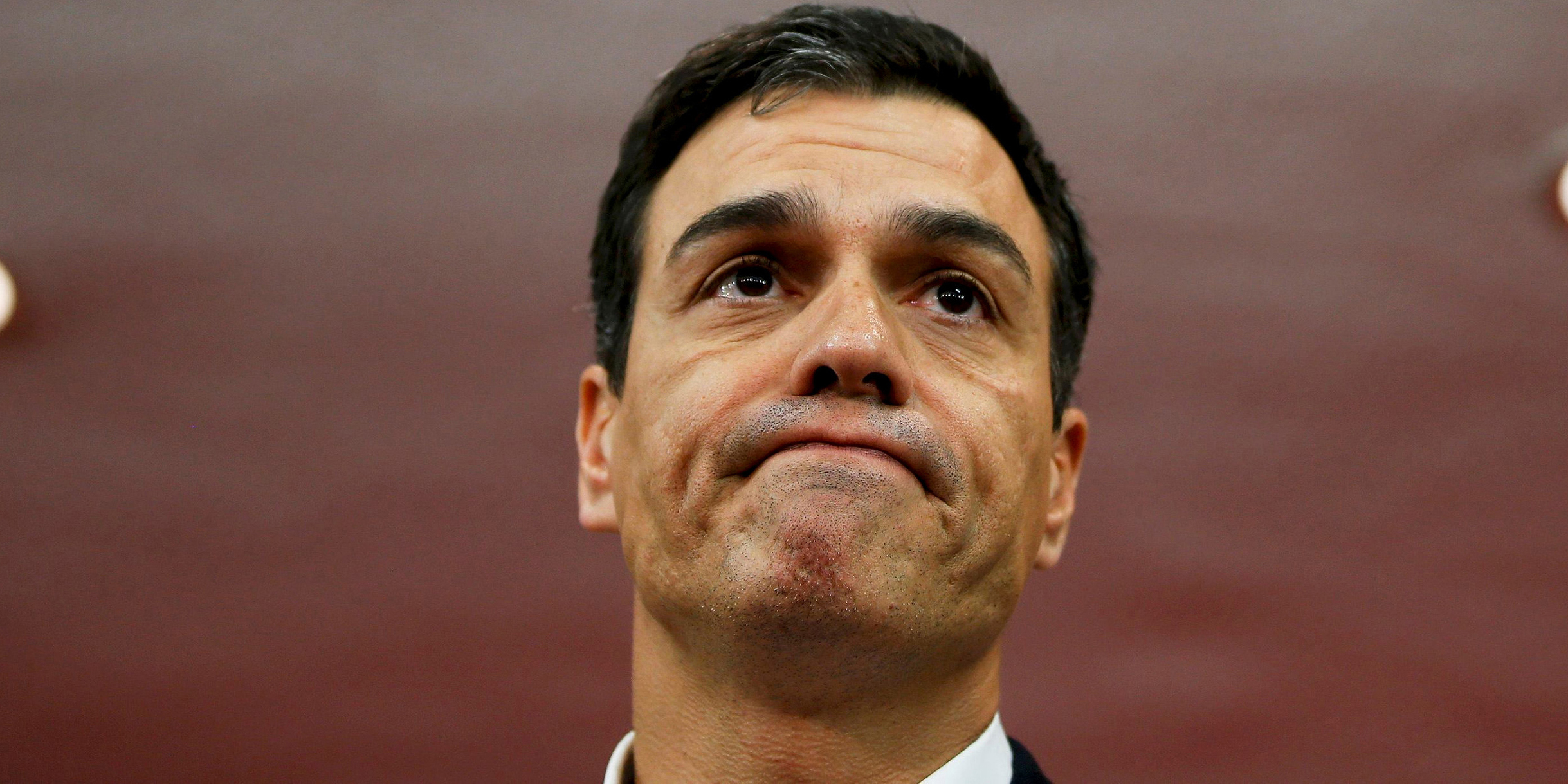 El líder del PSOE, Pedro Sánchez, tendrá que decidir si permite continuar el gobierno del PP.