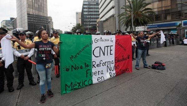 Meksika: CNTE Ülke Çapında Süresiz Genel Greve Hazırlanıyor