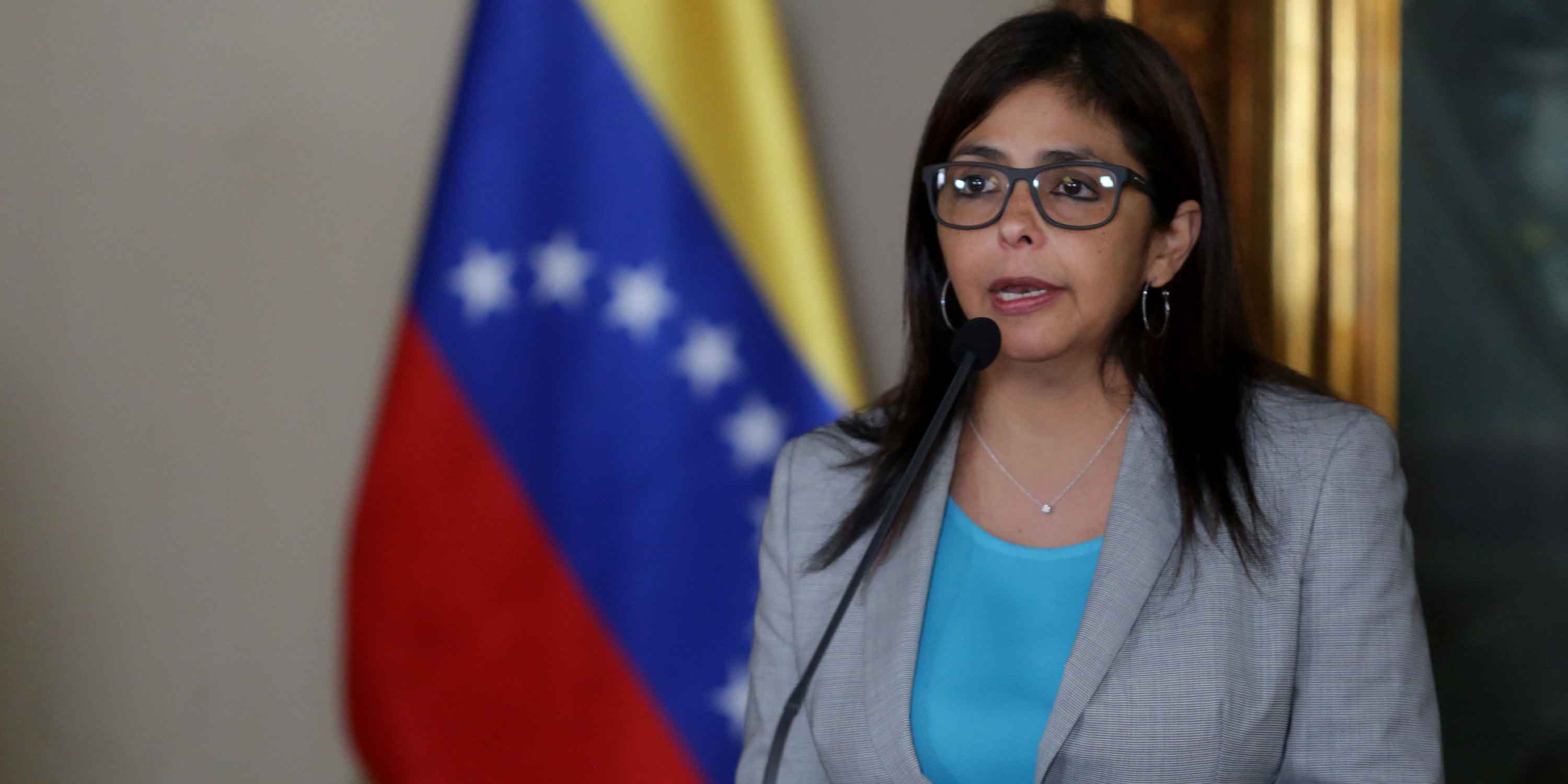 La ministra de Relaciones Exteriores de Venezuela, Delcy Rodríguez, criticó los ataques de Macri contra su país.
