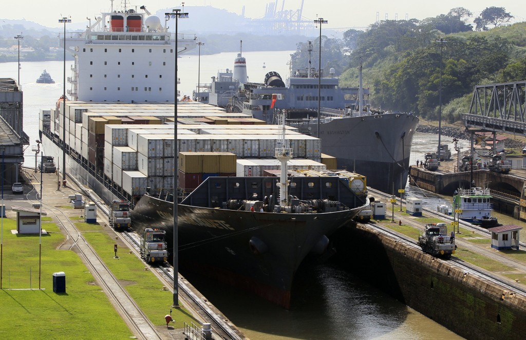 La apertura del Canal de Panamá marcó un hito en la historia de la navegación comercial.