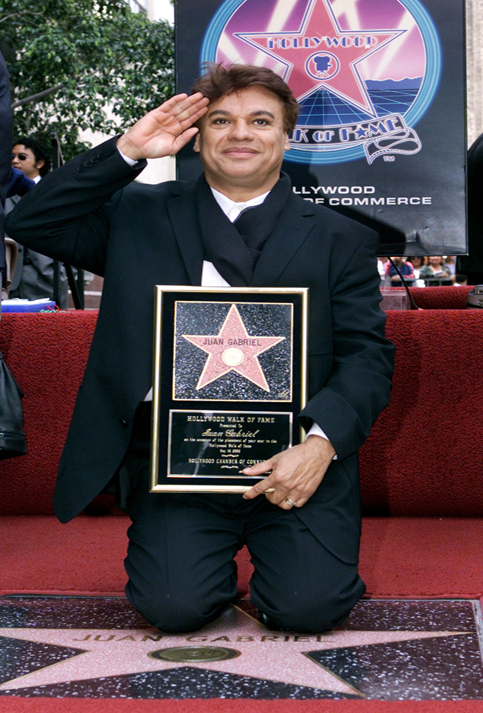 Juan Gabriel fue nominado al premio Grammy en 7 ocasiones durante su carrera y cuenta con 17 premios Billboard.