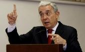 "Que no nos engañen. Hay amnistía específica para delitos", declaró Uribe.