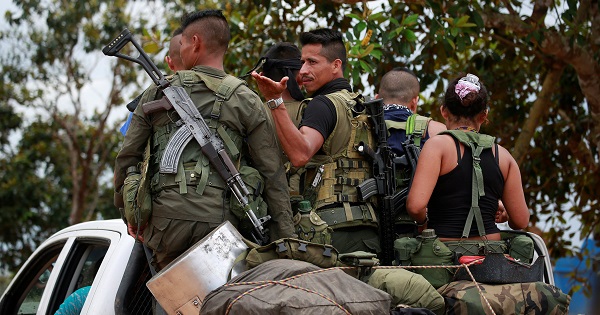 FARC-EP entregó el primer arsenal de armas de construcción artesanal para su destrucción.