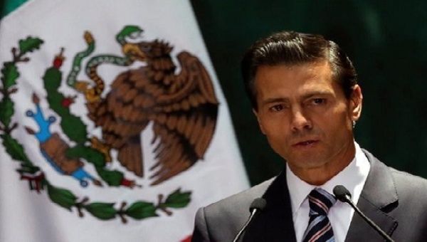 Según Solalinde, el gobierno de Peña Nieto guarda silencio sobre los 43 estudiantes de Ayotzinapa.