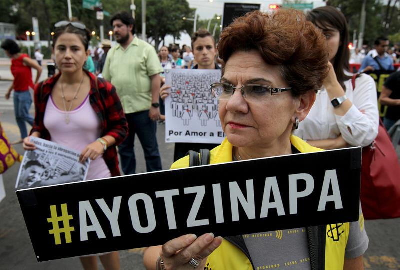 CNDH exige llegar a la verdad en caso Ayotzinapa